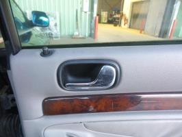Poignee interieur arriere droit
