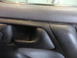 Poignee interieur avant droit