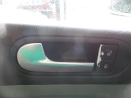 Poignee interieur avant gauche