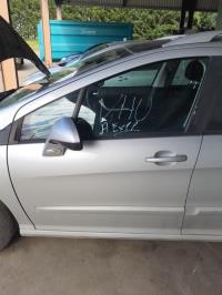 Porte avant gauche