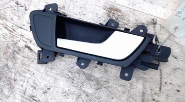 Poignee interieur arriere droit
