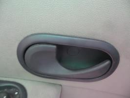 Poignee interieur avant gauche