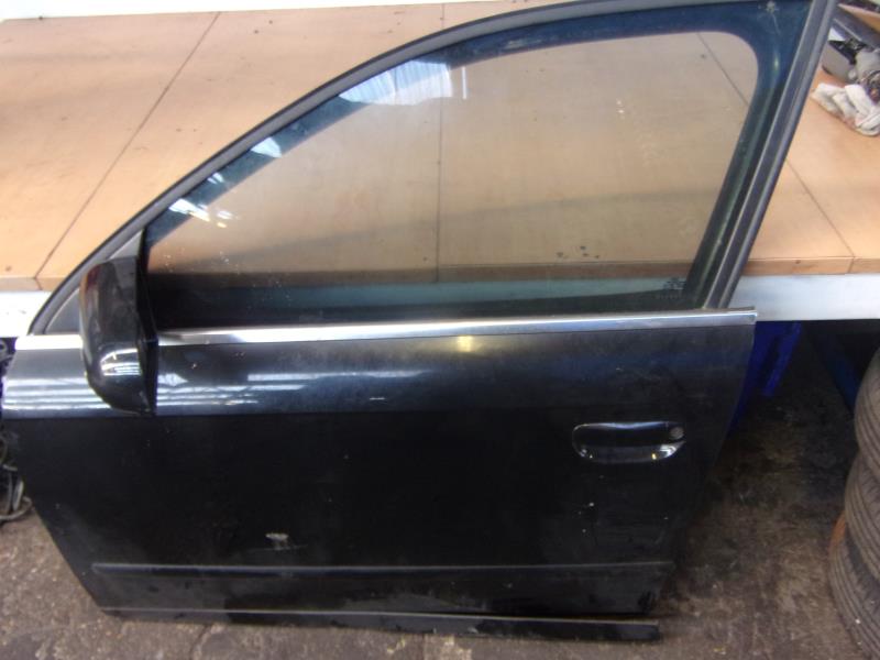 Porte avant gauche