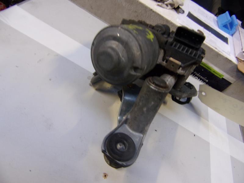 Moteur essuie glace avant gauche