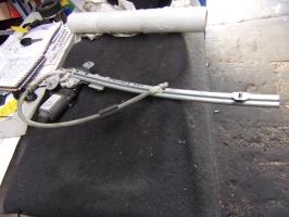 Leve vitre electrique arriere gauche