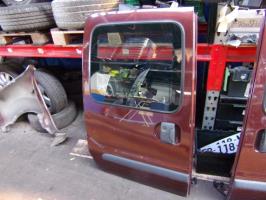 Porte laterale droit