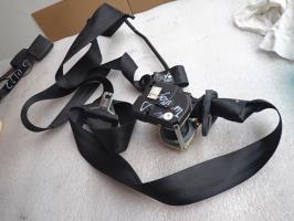 Ceinture avant droit
