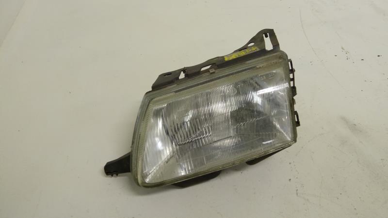 Gruppo ottico anteriore principale sinistro (luci)(faro)
