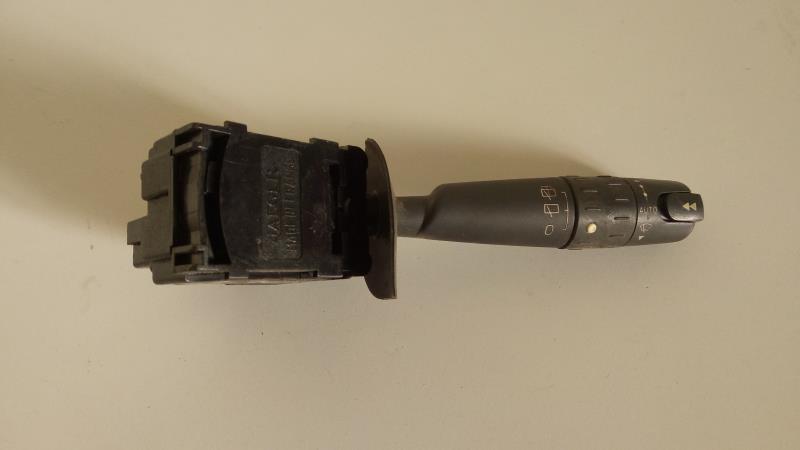 Commodo d'essuie glaces