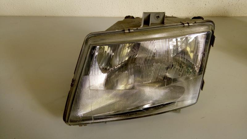 Gruppo ottico anteriore principale sinistro (luci)(faro)