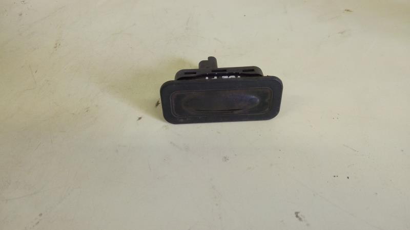 Botón del maletero