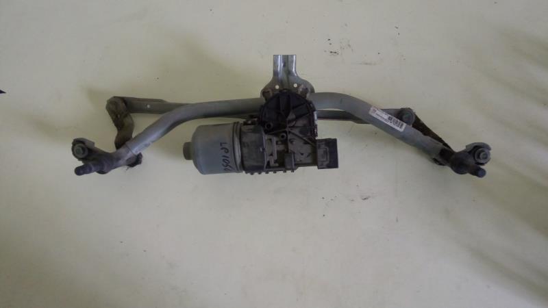 Moteur essuie glace avant