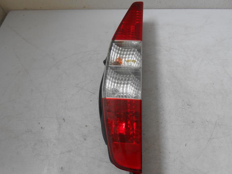 Fanale posteriore principale sinistro (luci)