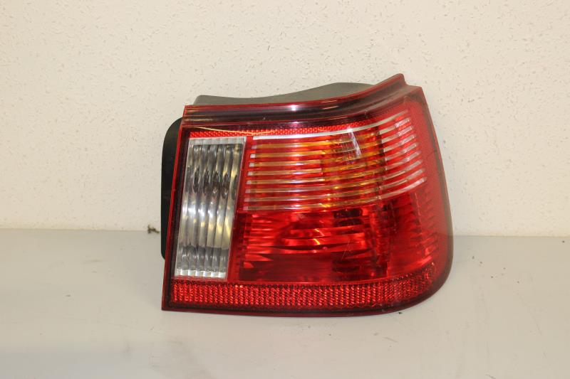 Fanale posteriore principale destro (luci)