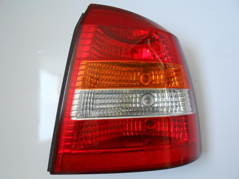 Fanale posteriore principale destro (luci)