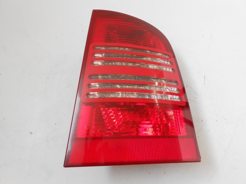 Fanale posteriore principale destro (luci)
