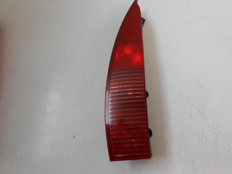 Fanale posteriore principale destro (luci)