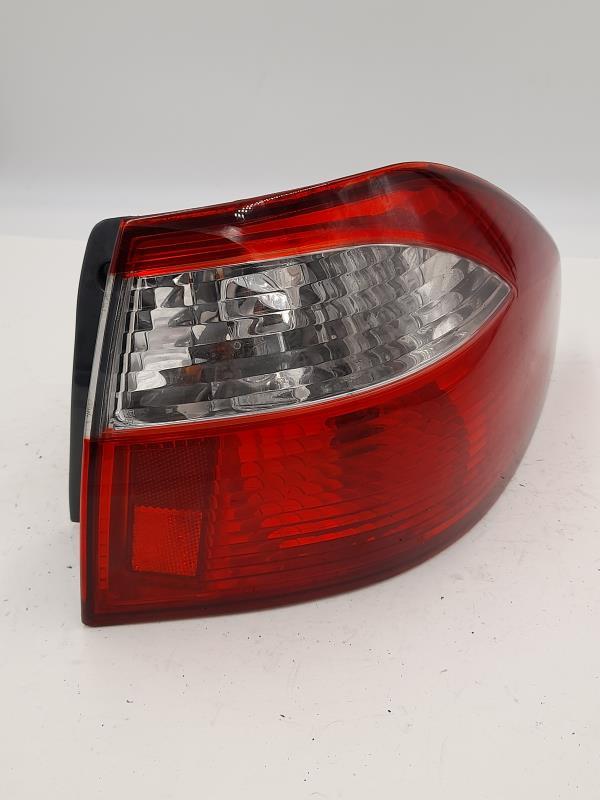 Fanale posteriore principale destro (luci)