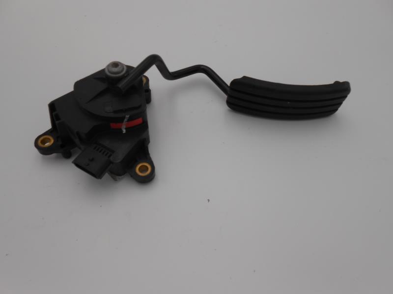 Pedale d'accelerateur RENAULT CLIO 3 PHASE 2 Diesel - 1
