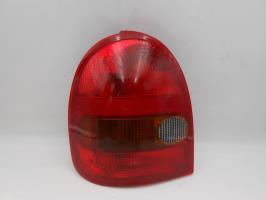 Fanale posteriore principale sinistro (luci)