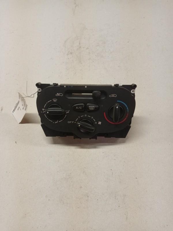Commande chauffage PEUGEOT 206 Diesel - 1