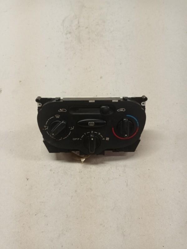 Commande chauffage PEUGEOT 206 PHASE 1 Essence - 1