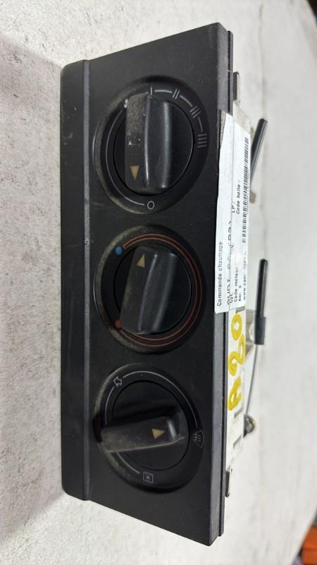 Commande chauffage AUDI 80 3 PHASE 1  - 1