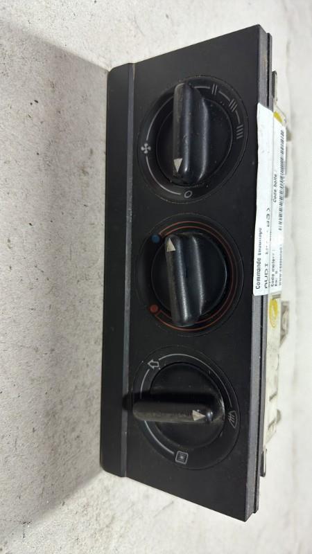 Commande chauffage AUDI 80 3 PHASE 1  - 1