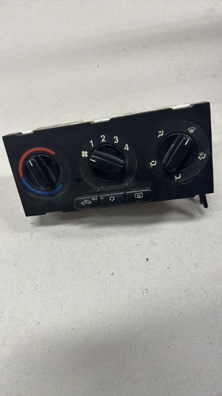 Commande chauffage OPEL ZAFIRA A Essence - 1