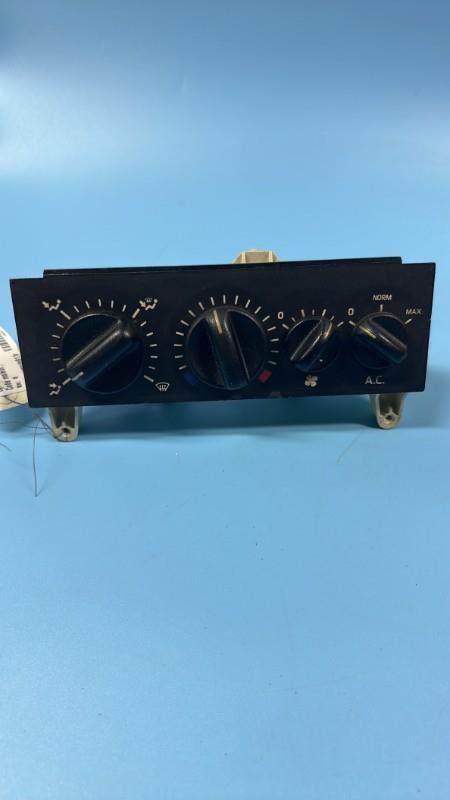 Commande chauffage RENAULT R19 PHASE 2  - 1