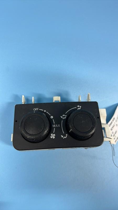 Commande chauffage RENAULT VEL SATIS PHASE 1  - 1