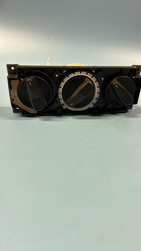 Commande chauffage VOLKSWAGEN POLO 3  - 1
