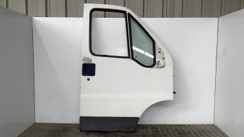 Porte avant droit