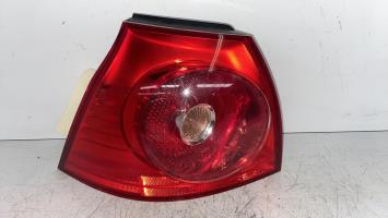 Fanale posteriore principale sinistro (luci)