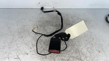 Attache ceinture arriere gauche