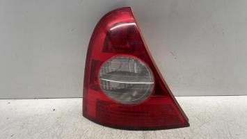 Fanale posteriore principale sinistro (luci)