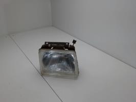 Optique avant principal gauche (feux)(phare)