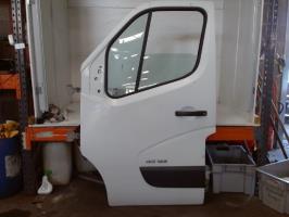 Porte avant gauche