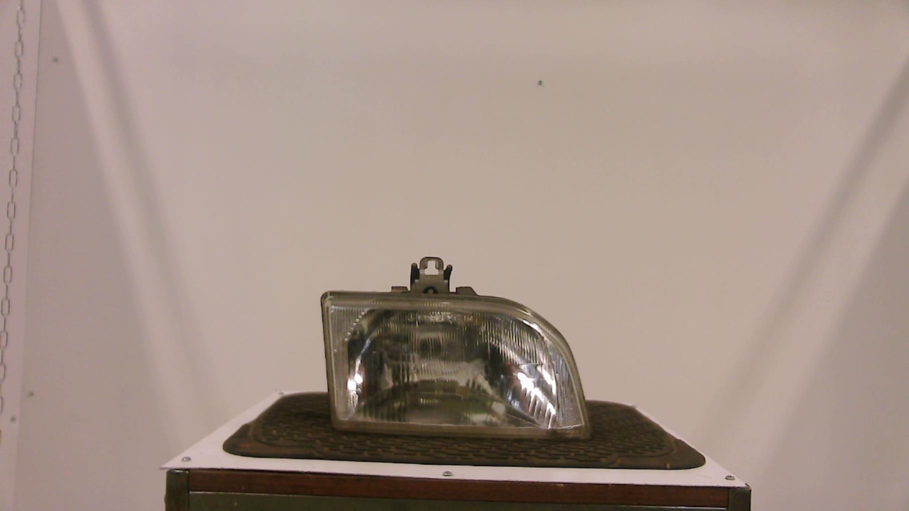 Optique avant principal droit (feux)(phare)