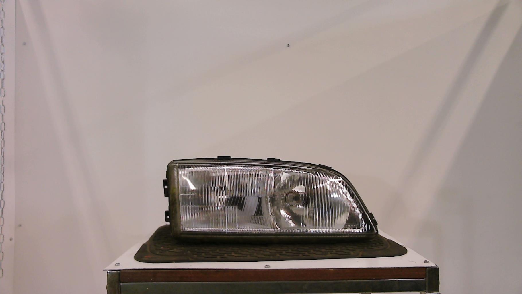 Optique avant principal droit (feux)(phare)