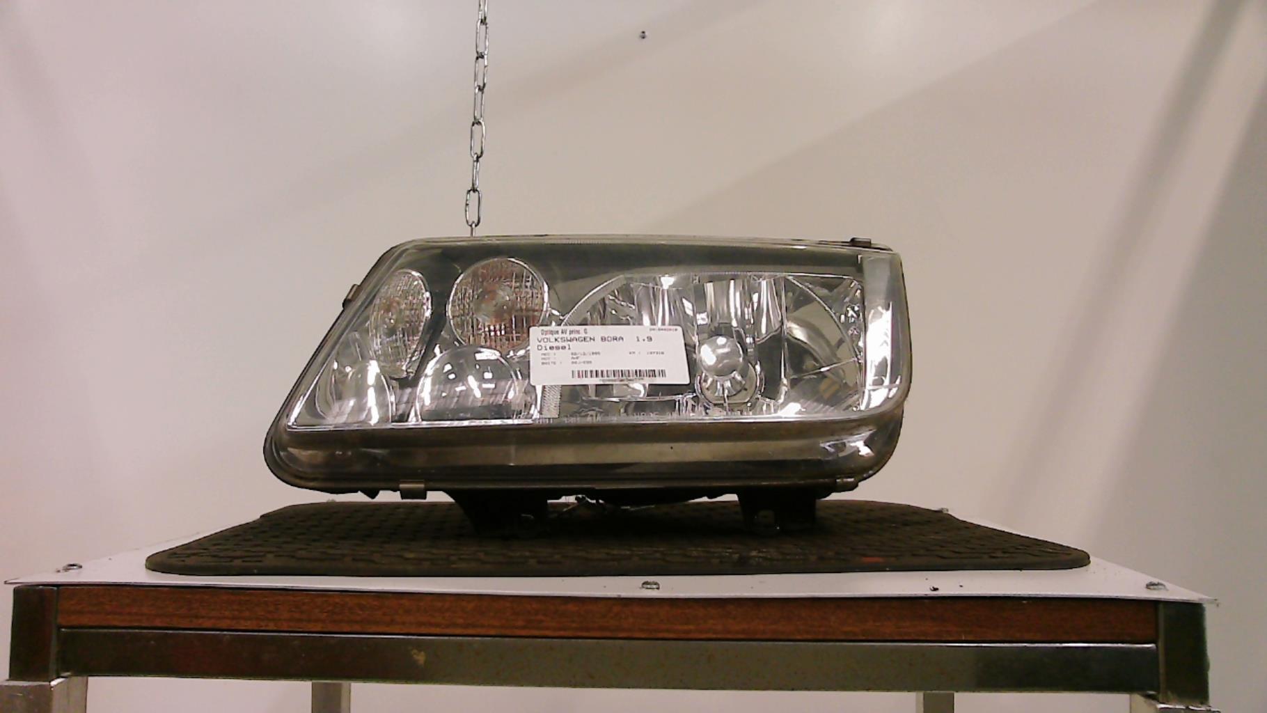 Optique avant principal gauche (feux)(phare)
