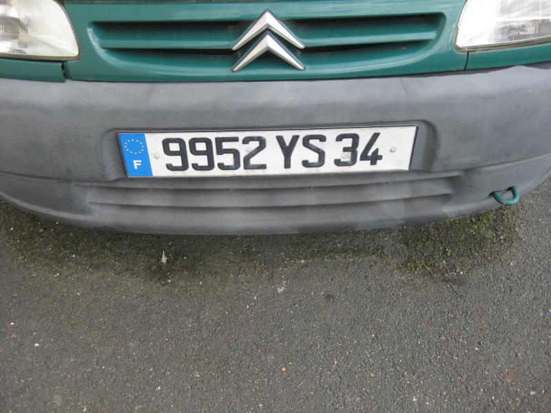 Triangle avant gauche