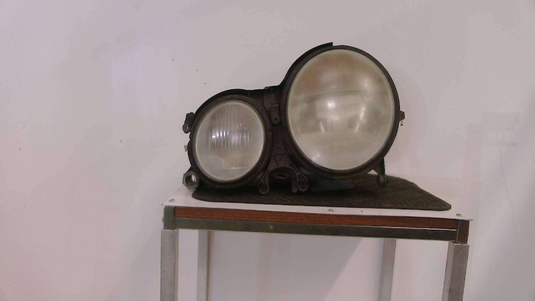 Optique avant principal gauche (feux)(phare)