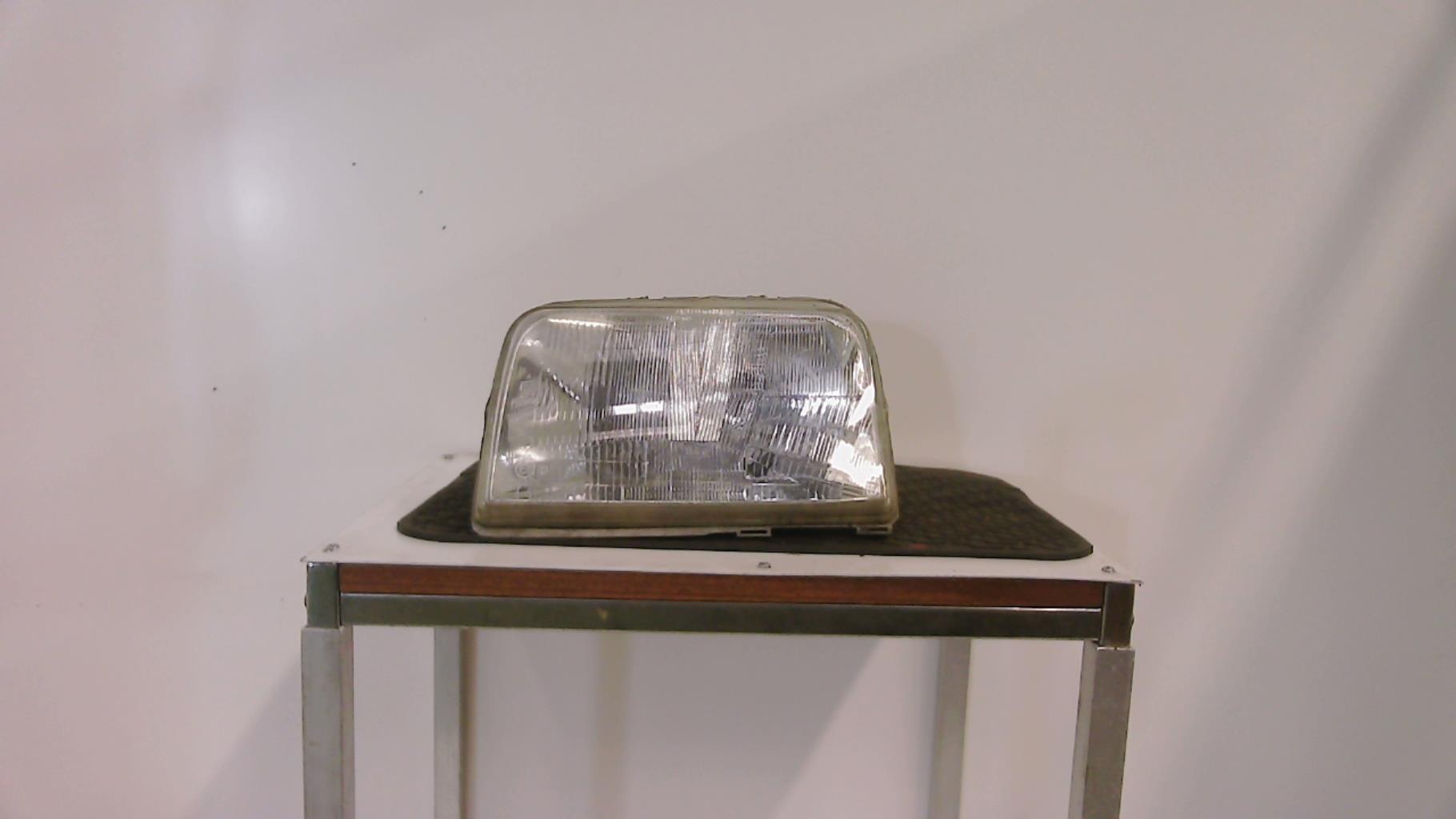 Optique avant principal gauche (feux)(phare)