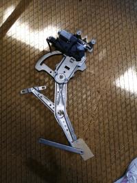 Leve vitre electrique avant droit