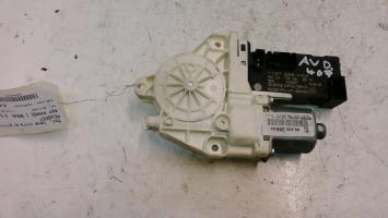 Moteur leve vitre avant droit