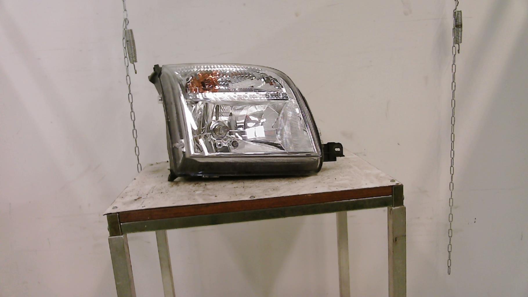 Optique avant principal droit (feux)(phare)