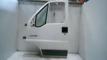 Porte avant gauche