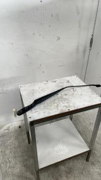 Bras essuie glace avant droit
