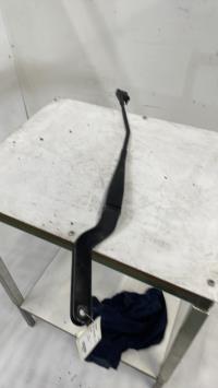 Bras essuie glace avant gauche